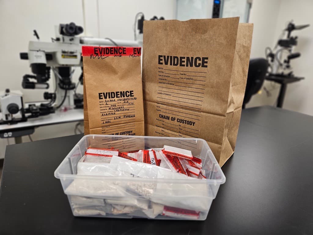 Forensic laboratory workstation